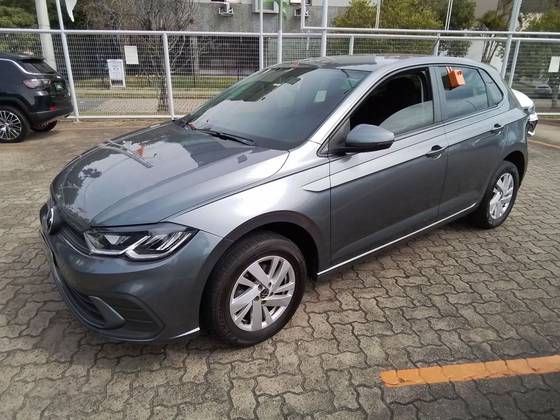 VOLKSWAGEN POLO 1.0 MPI MANUAL VOLKSWAGEN POLO 1.0 MPI MANUAL